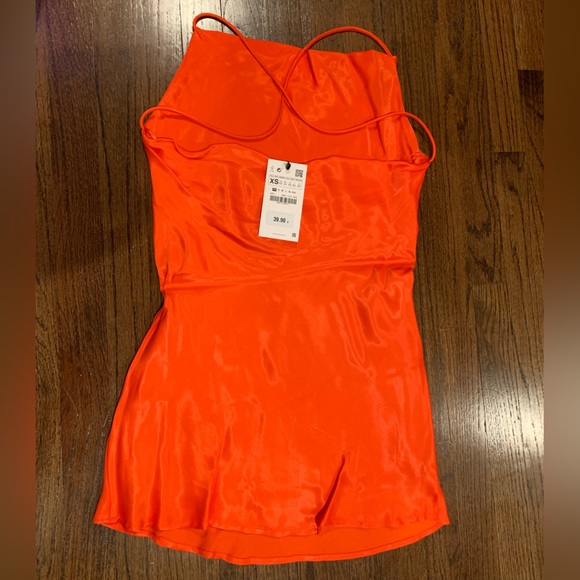 Dress - Picture 3 of 5